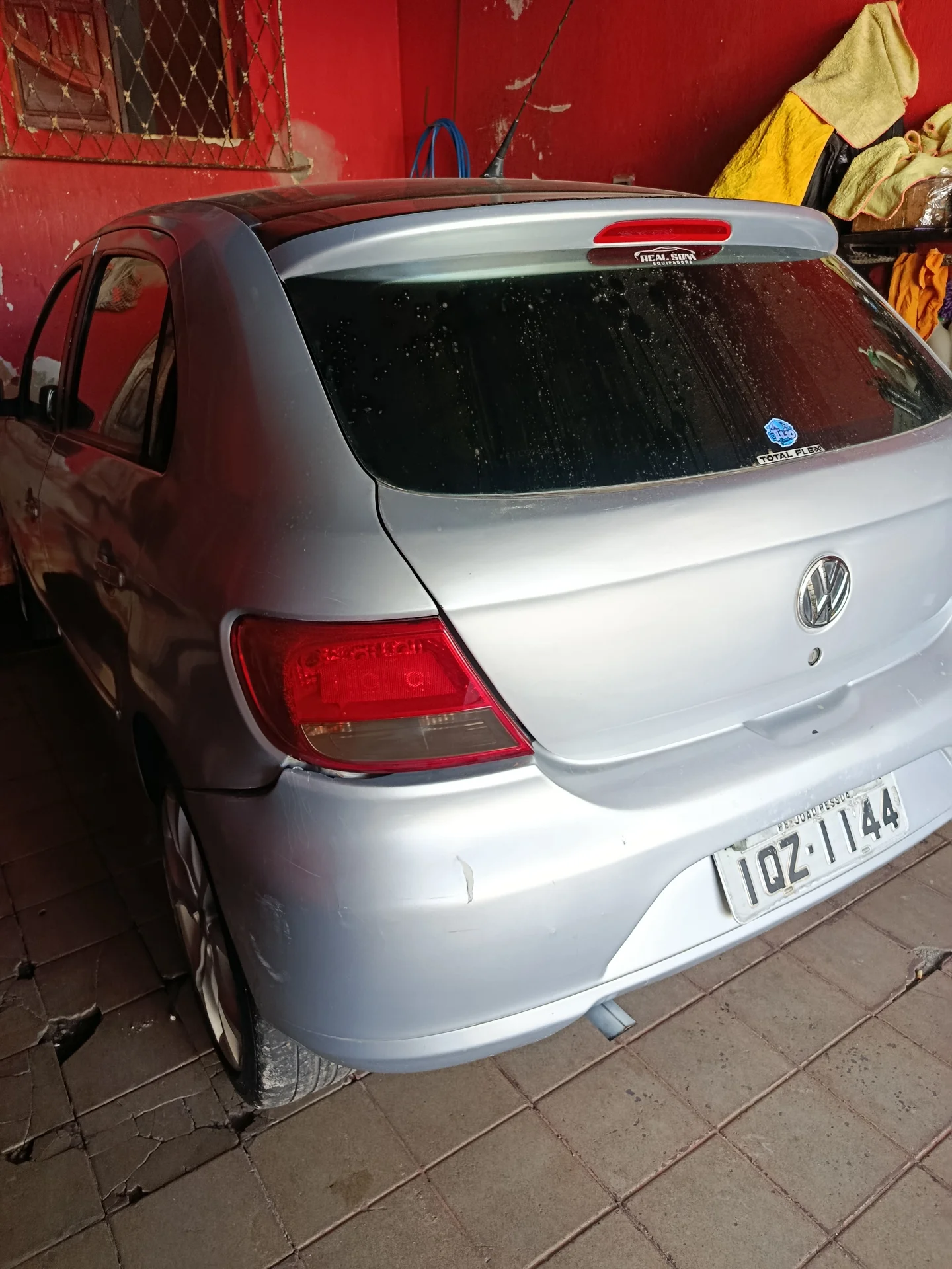 VOLKSWAGEN GOL 1.0